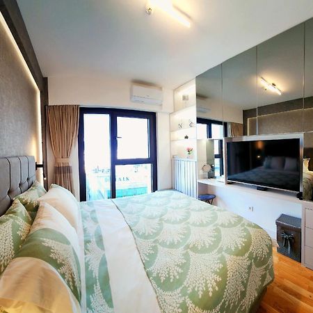 Diamond Residences 10Th Fl. Lux Apt. W/ City View Üsküp Dış mekan fotoğraf